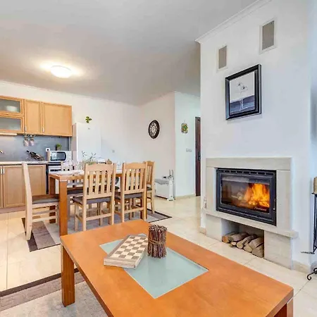 тристаен 1а17 гранд манастира Pamporovo