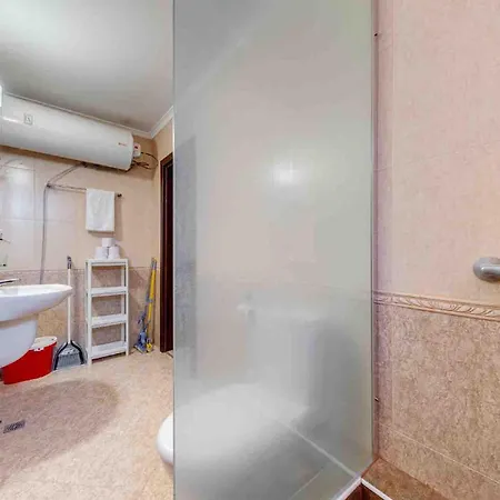 тристаен 1а17 гранд манастира Apartment