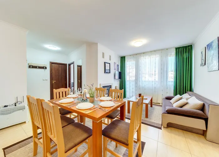 Апартаменты тристаен 1а17 гранд манастира Пампорово