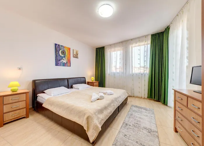 тристаен 1а17 гранд манастира