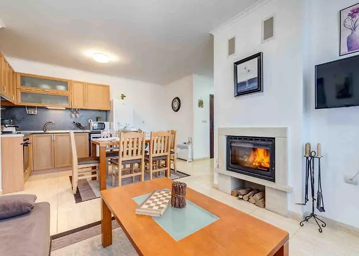 тристаен 1а17 гранд манастира Пампорово