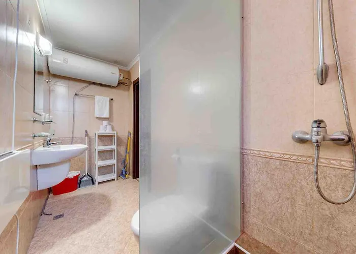 тристаен 1а17 гранд манастира Апартаменты